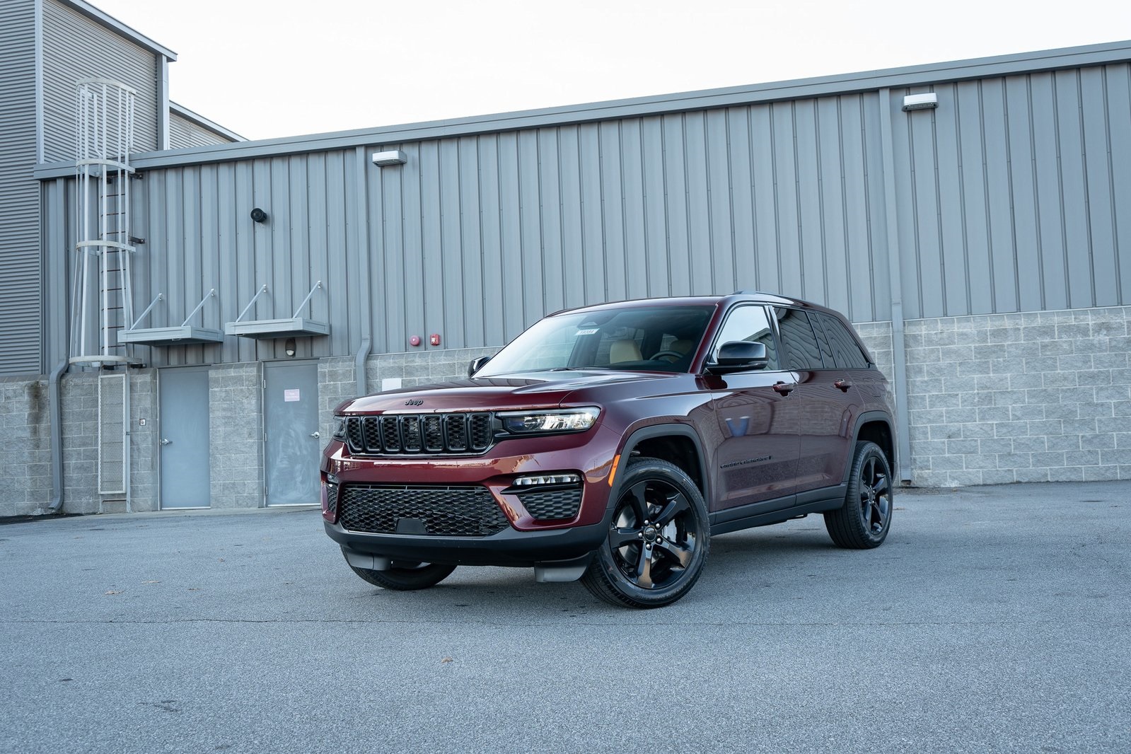 2025 Jeep Grand Cherokee Limited's photo