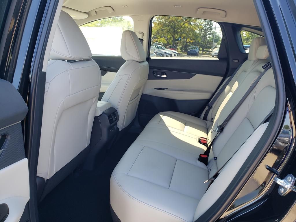 2025 Nissan Murano SV photo 7