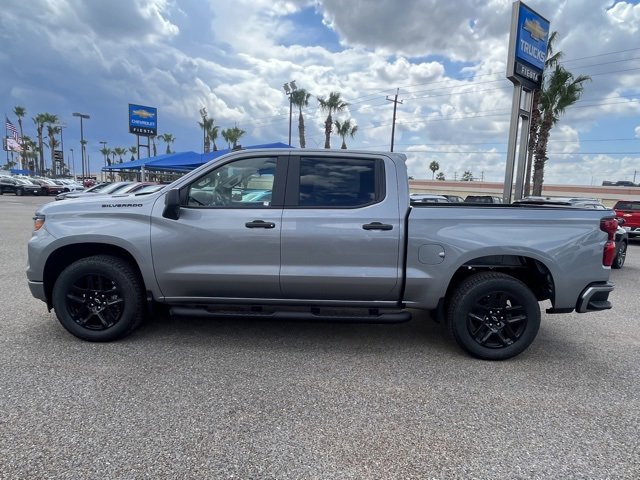 2026 Chevrolet Silverado 1500 Custom photo 4
