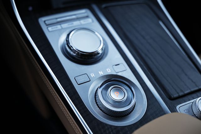 2024 Genesis GV80 3.5T Advanced photo 35