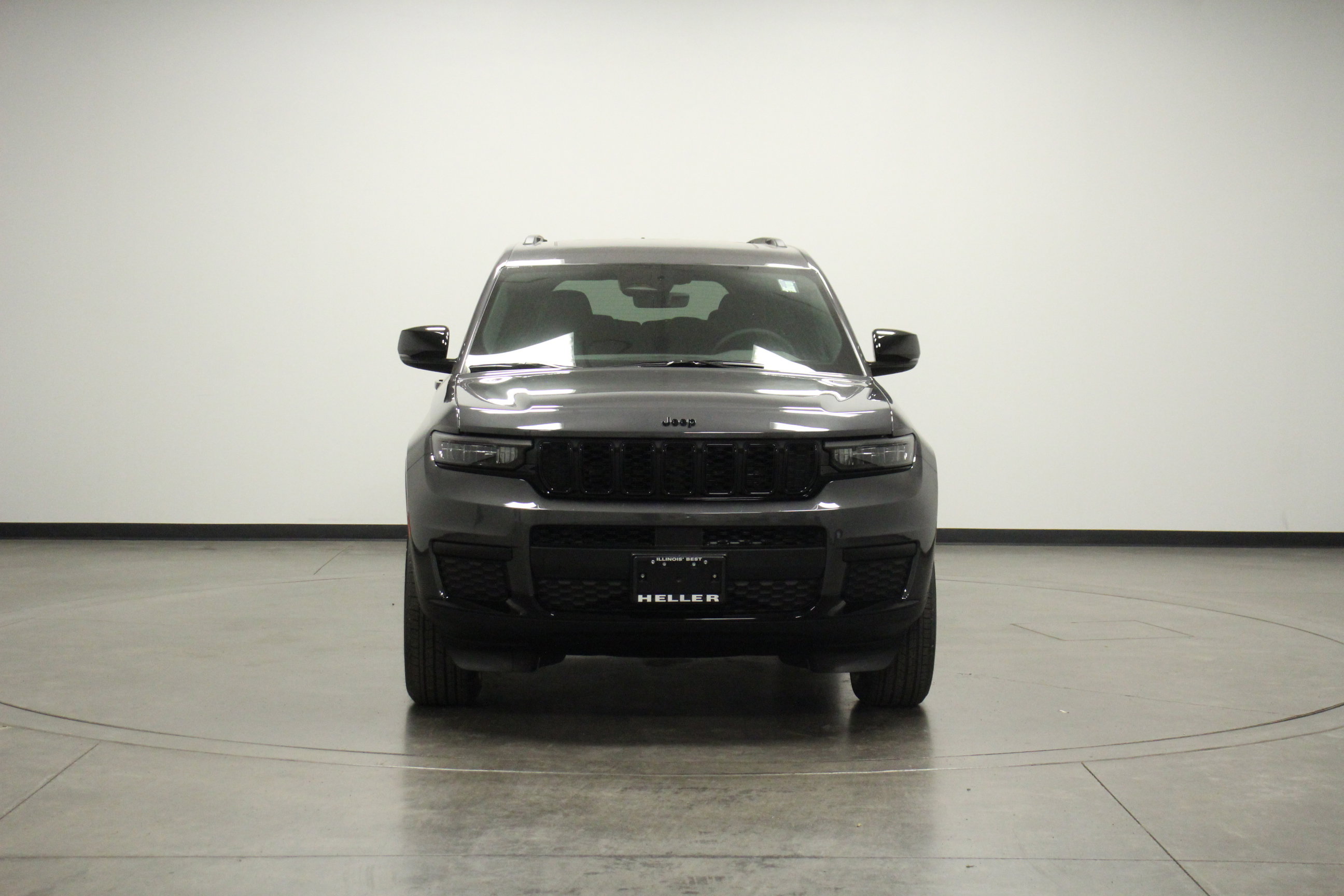 2025 Jeep Grand Cherokee Altitude X photo 2