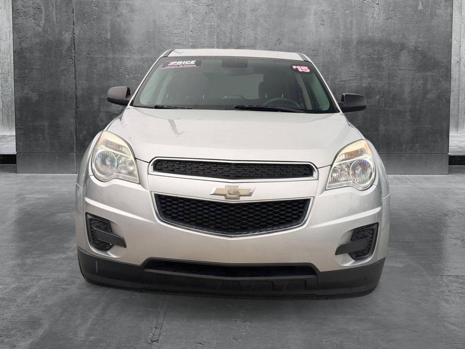 2015 Chevrolet Equinox LS photo 2