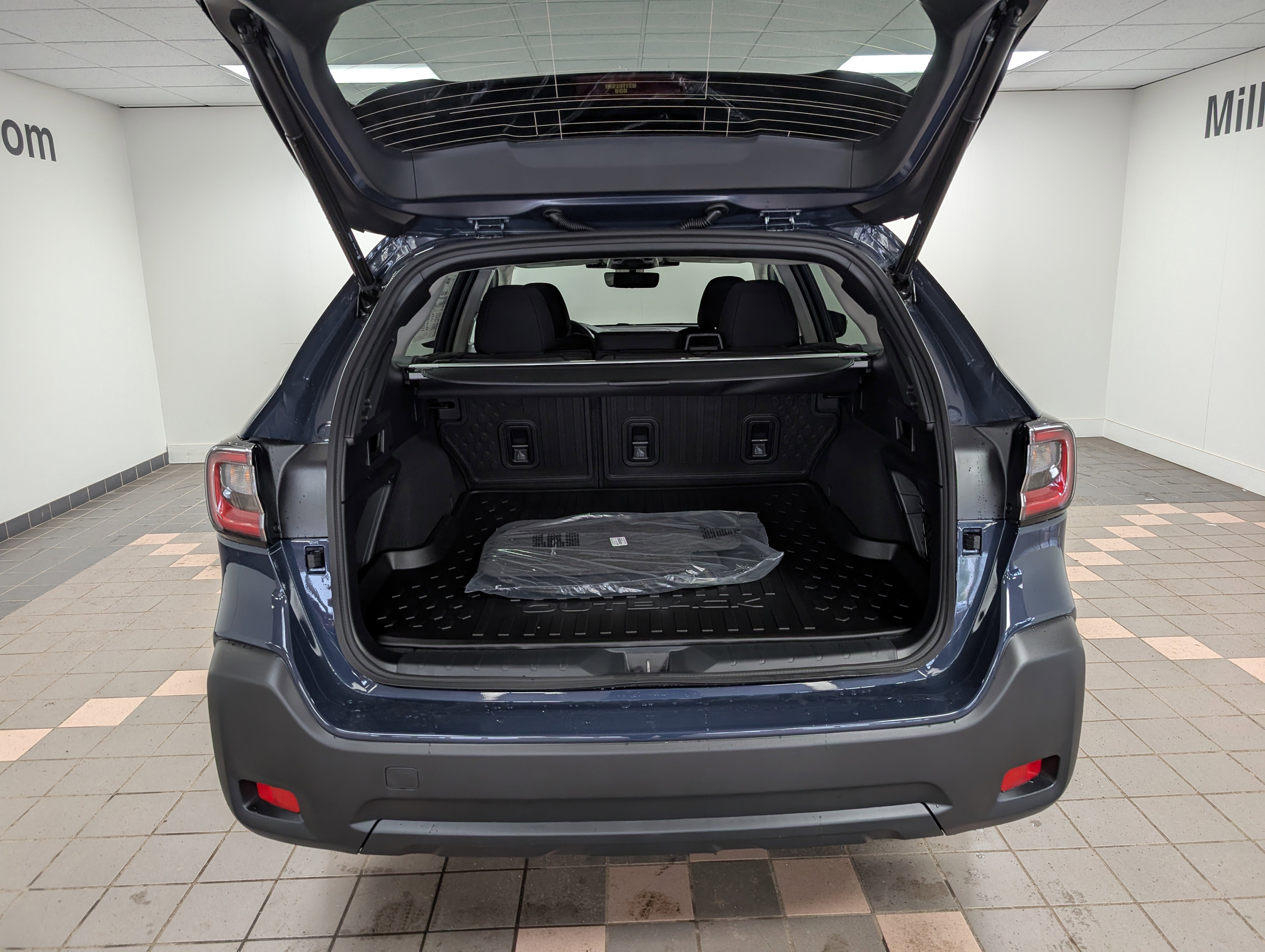 2025 Subaru Outback Premium photo 10