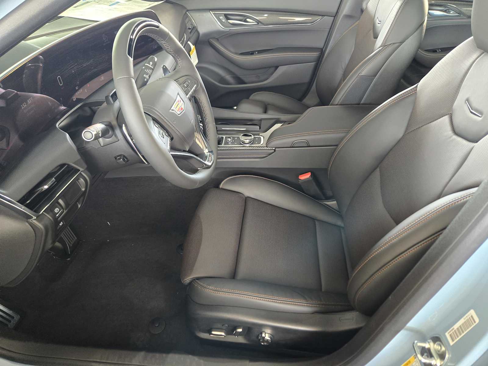 2026 Cadillac CT5 V photo 8