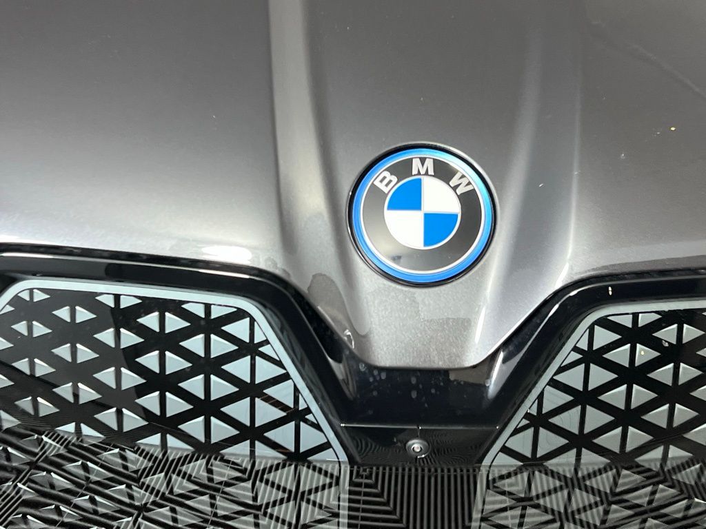 2024 Bmw iX photo 9