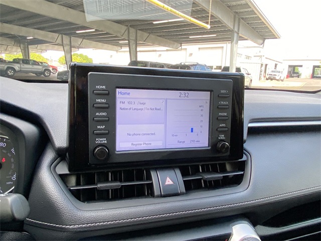 2021 Toyota RAV4 XLE photo 8