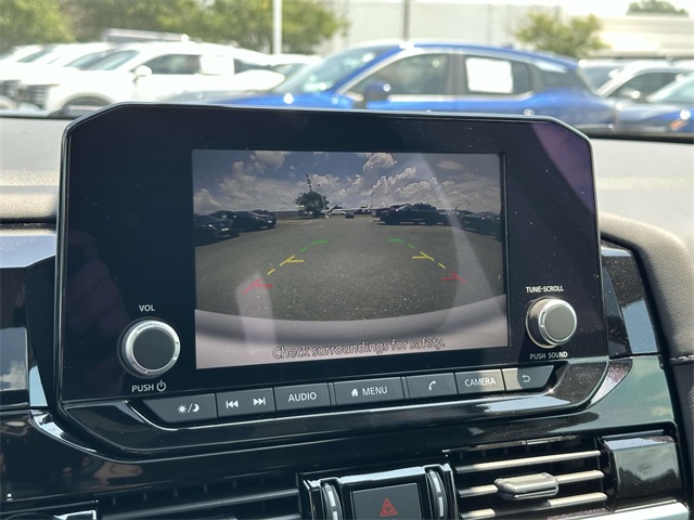 2025 Nissan Pathfinder SV photo 21