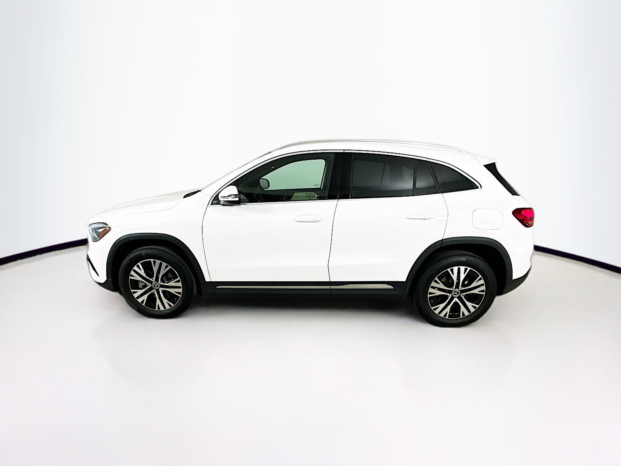 2026 Mercedes Benz GLA 250 4MATIC photo 4