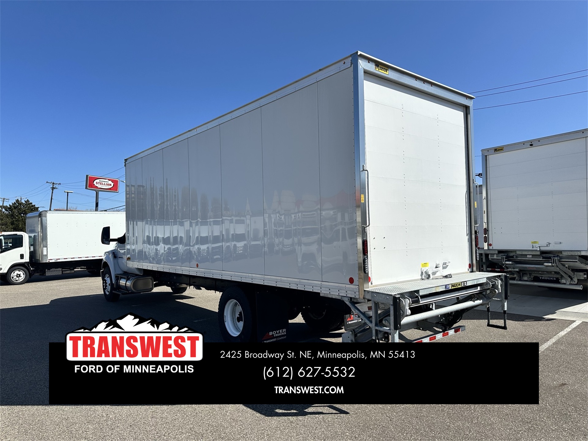 2025 Ford F-650 Base photo 4