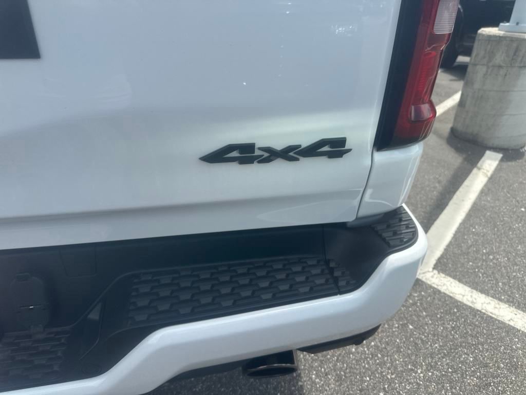 2025 Ram 1500 Big Horn Lone Star photo 9
