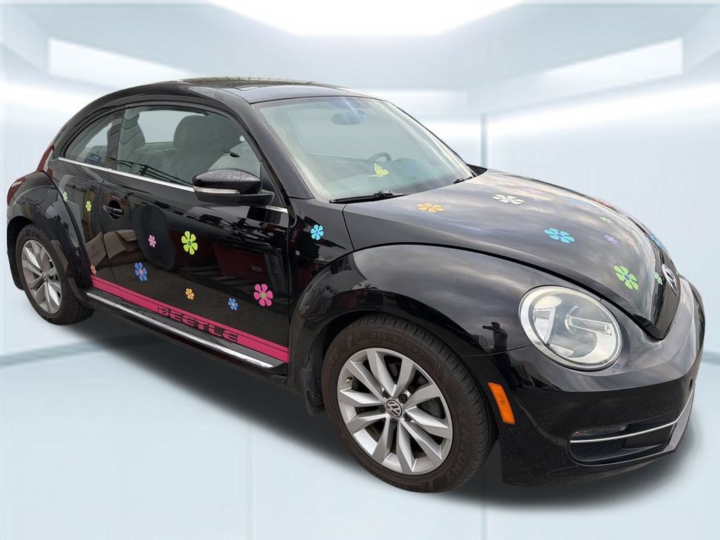 2013 Volkswagen Beetle TDI photo 4