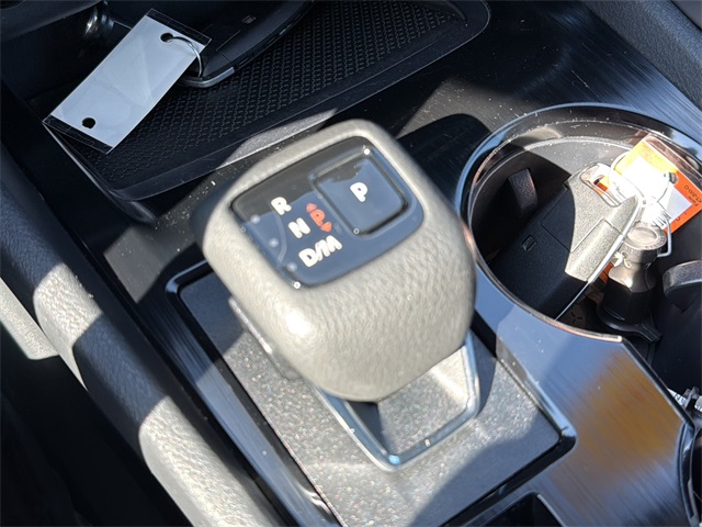 2024 Nissan Rogue SV photo 25