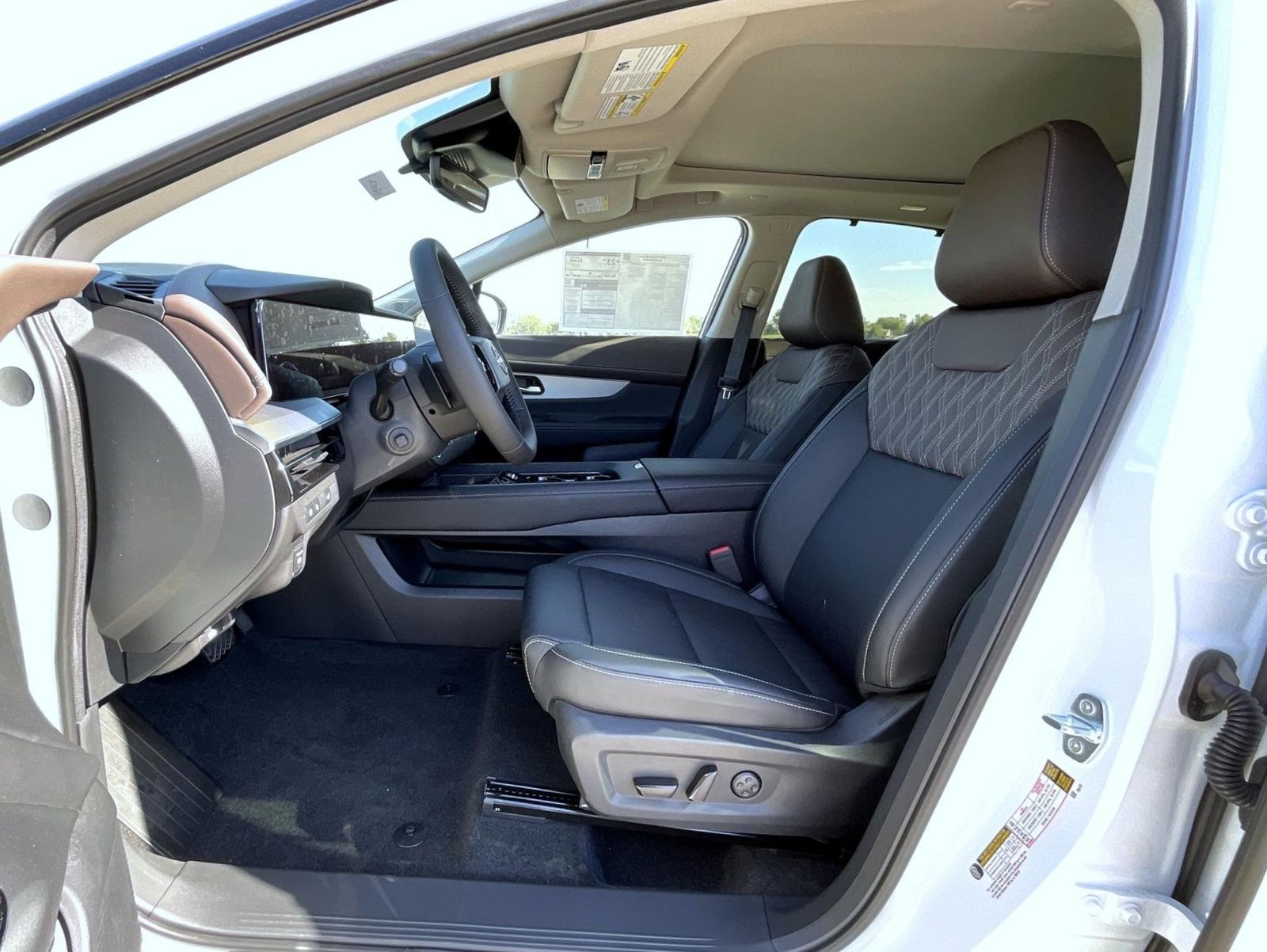 2026 Nissan Murano Platinum photo 10