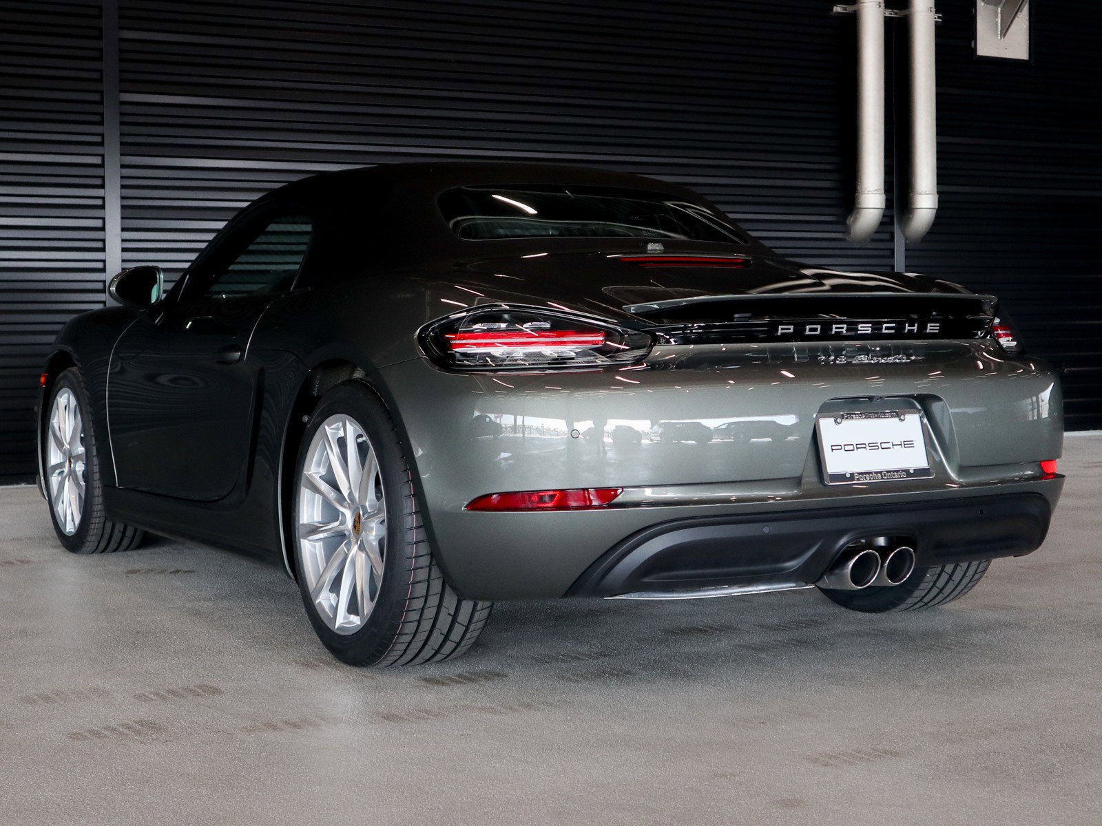 2025 Porsche Boxster photo 6