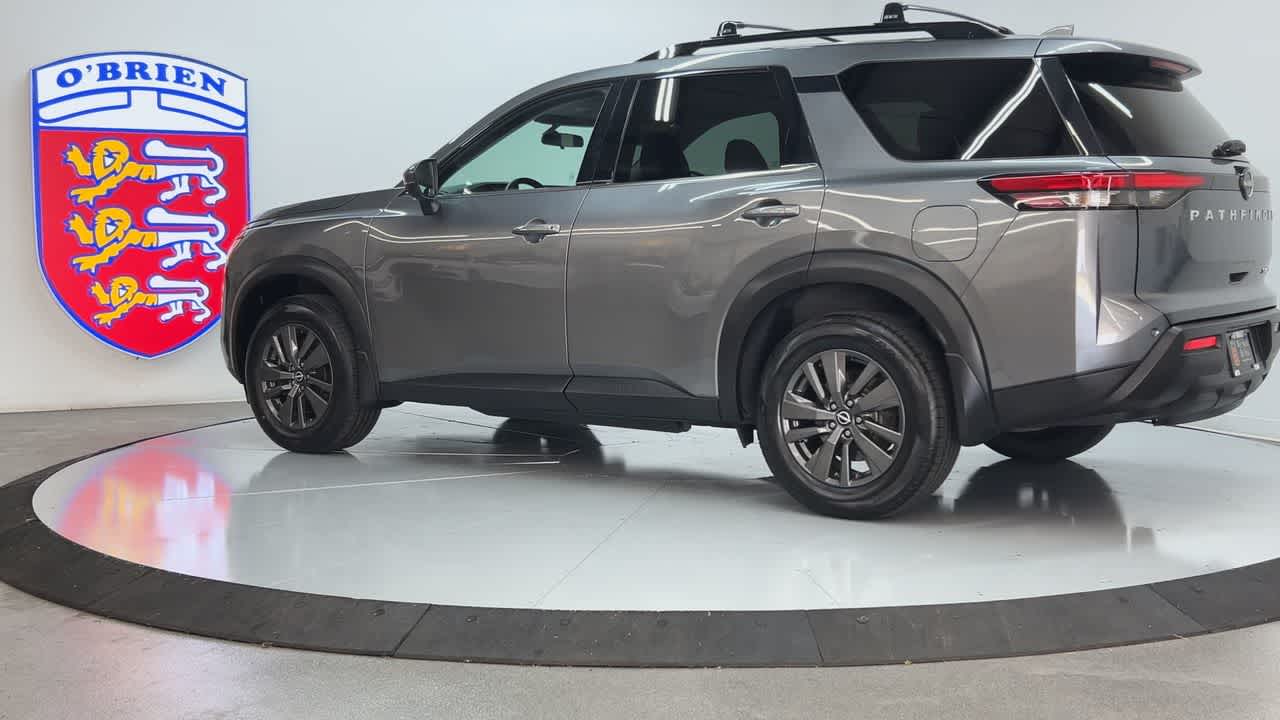 2022 Nissan Pathfinder SV photo 7