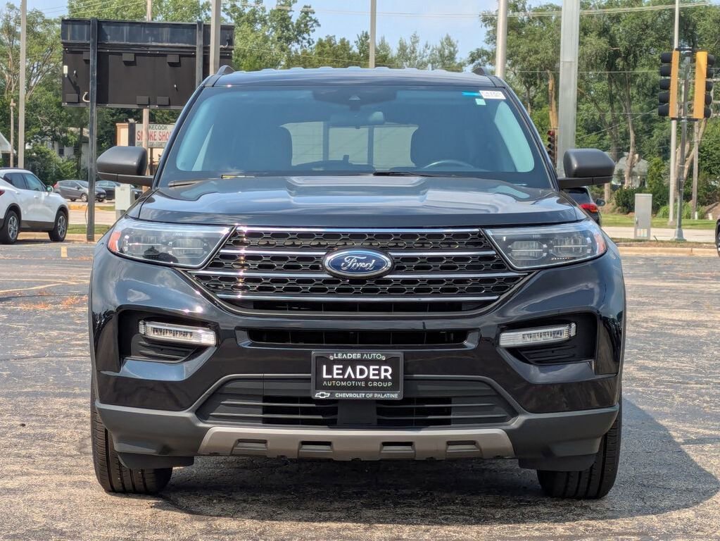 2022 Ford Explorer XLT photo 2