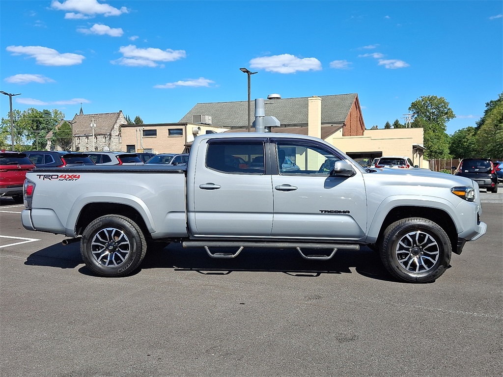 2021 Toyota Tacoma TRD Sport photo 8