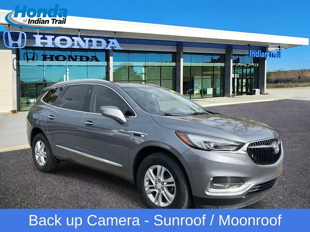 2019 Buick Enclave Essence's photo