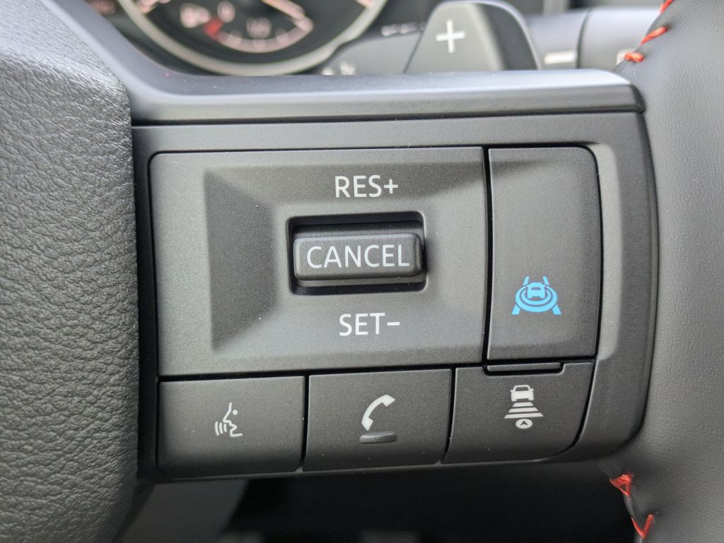2026 Nissan Rogue SV photo 17
