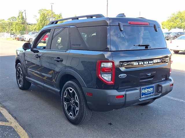 2025 Ford Bronco Sport Outer Banks photo 4