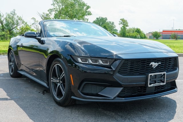 2024 Ford Mustang EcoBoost Premium Convertible photo 4