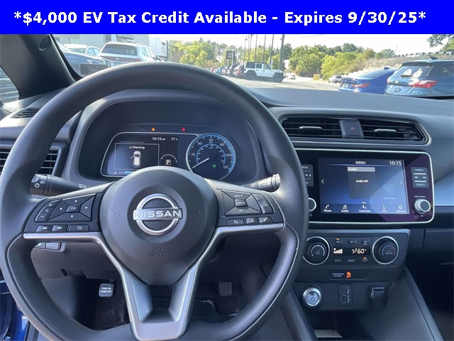 2023 Nissan Leaf S photo 17