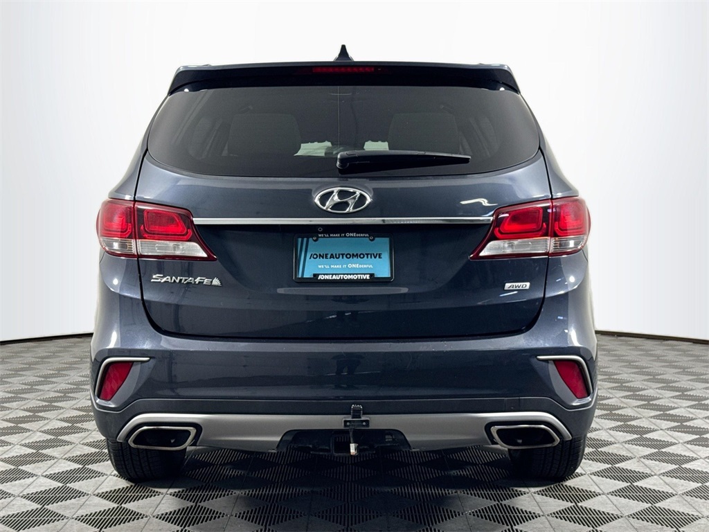 2017 Hyundai Santa Fe SE photo 12