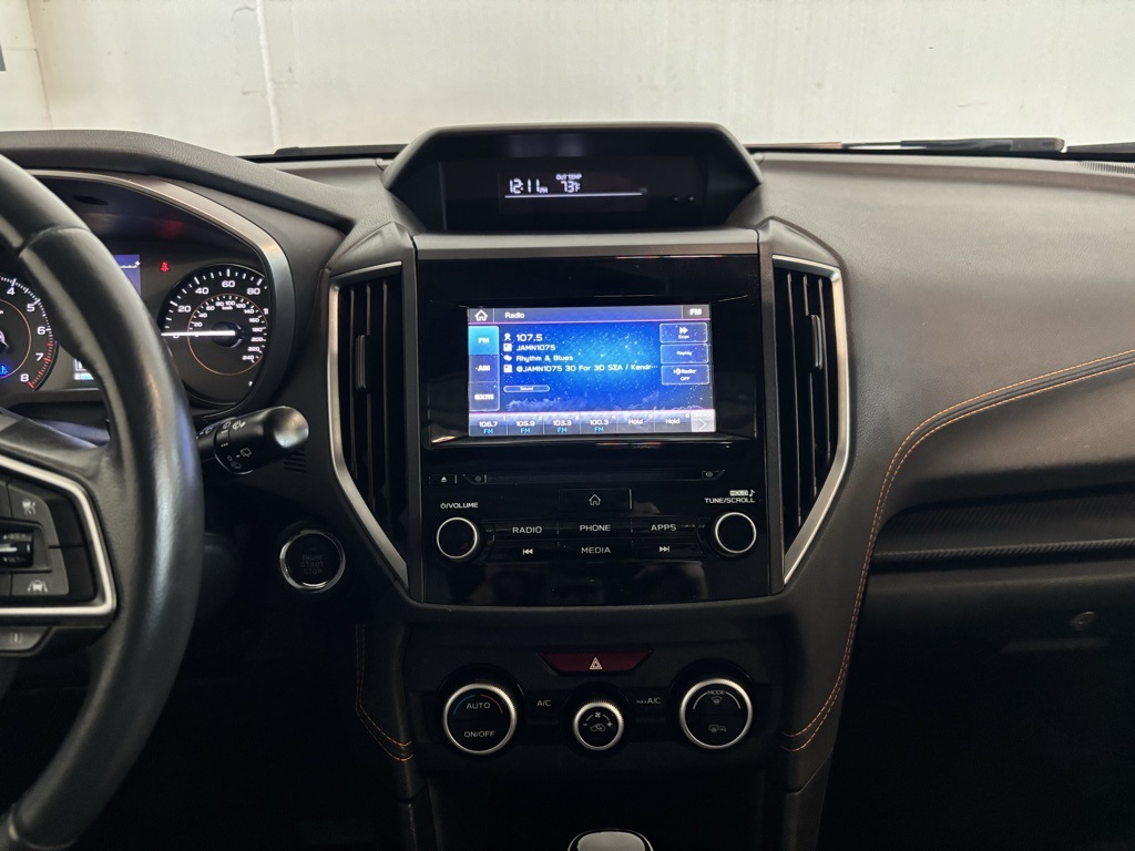 2020 Subaru Crosstrek Premium photo 2