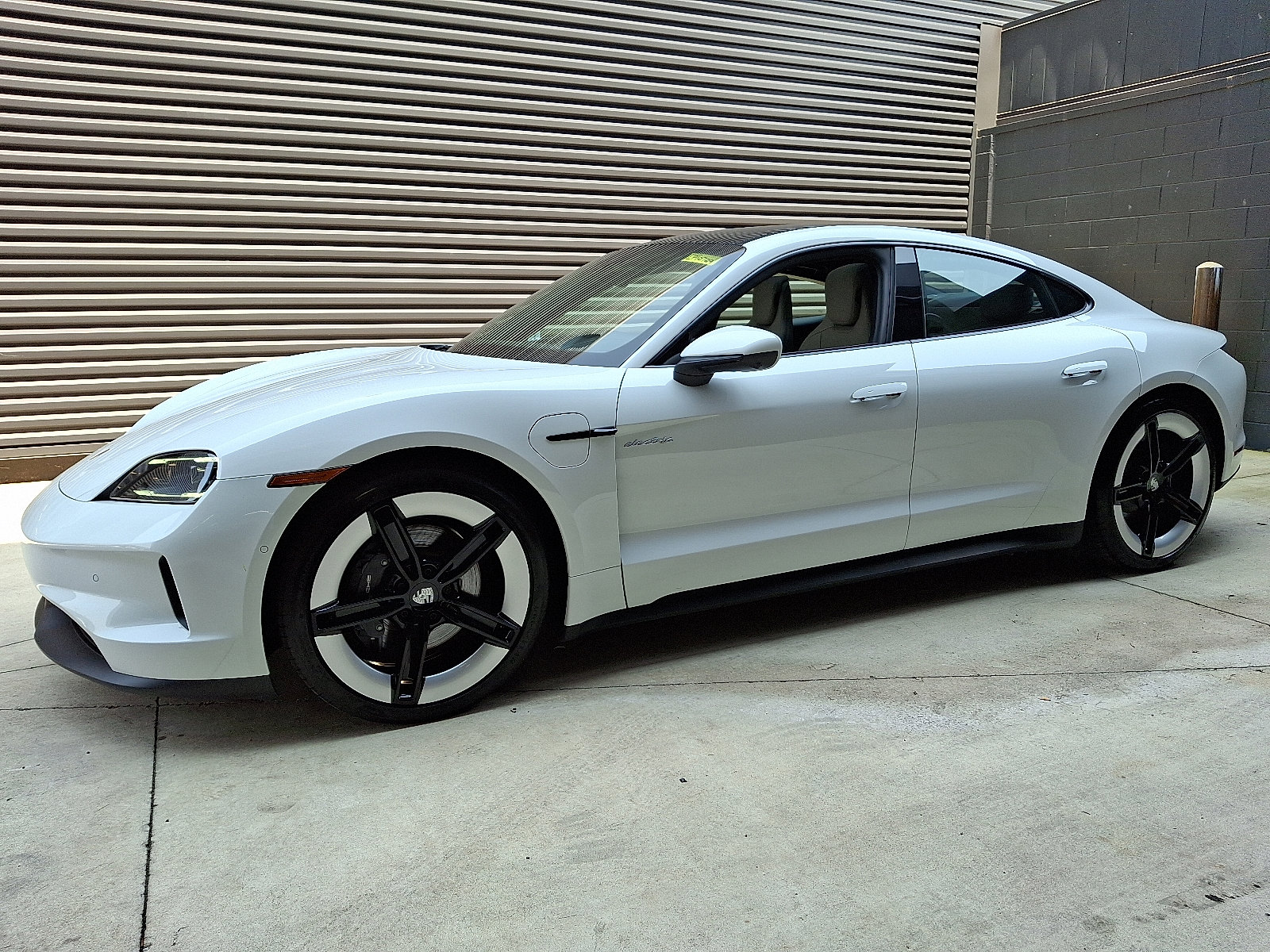 Used 2025 Porsche Taycan Base with VIN WP0AA2Y13SSA10218 for sale in Cherry Hill, NJ