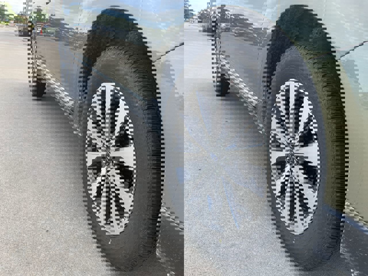Used 2019 Subaru Outback Touring with VIN 4S4BSETC5K3253902 for sale in Kansas City