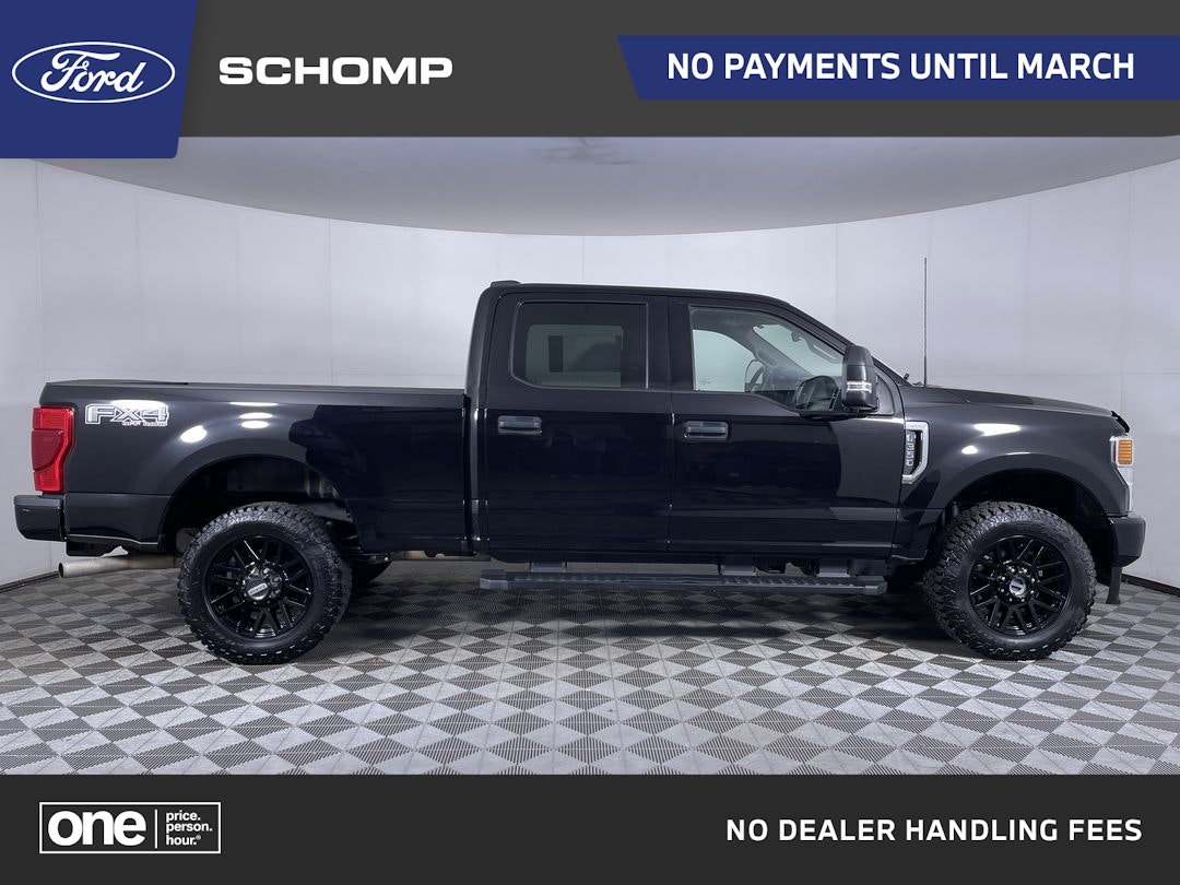 2022 Ford F-350 Super Duty XLT's photo