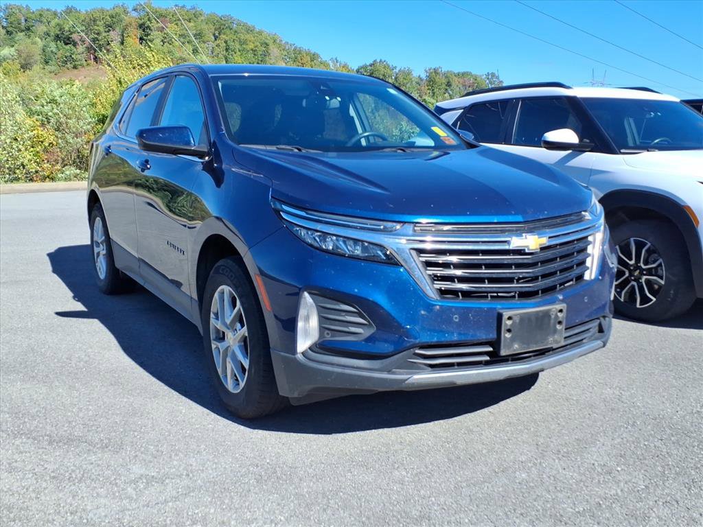 2022 Chevrolet Equinox LT photo 2