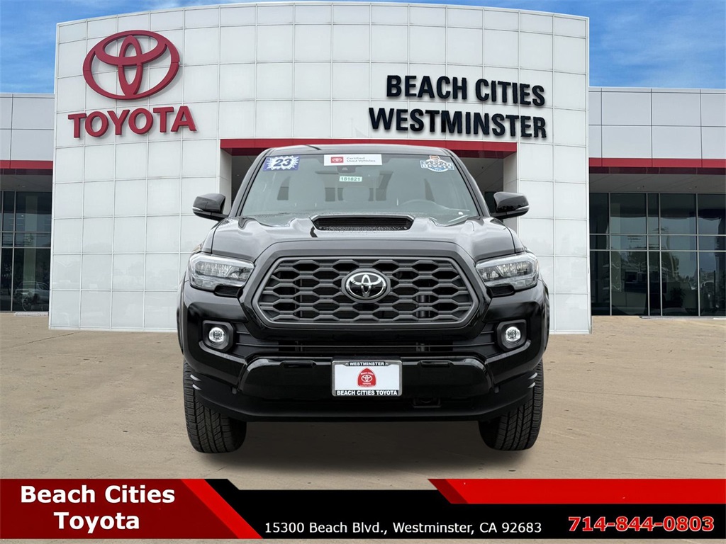 2023 Toyota Tacoma TRD Sport photo 3
