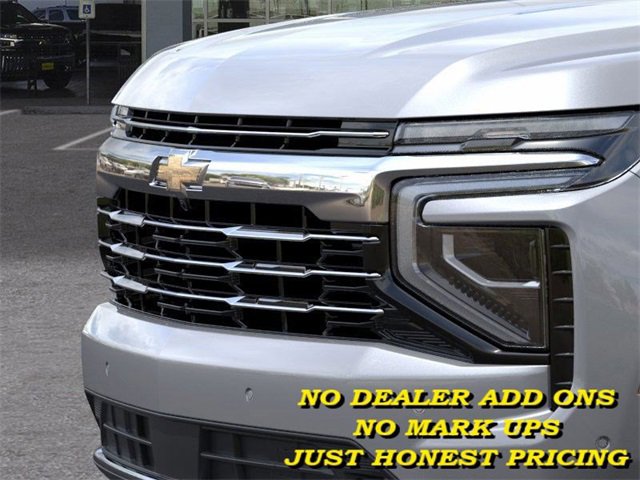 2025 Chevrolet Suburban LT photo 11
