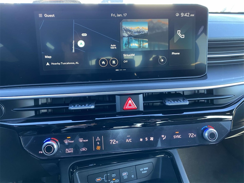 2025 Kia K5 GT-Line photo 13