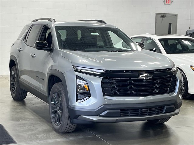 2026 Chevrolet Equinox LT photo 3