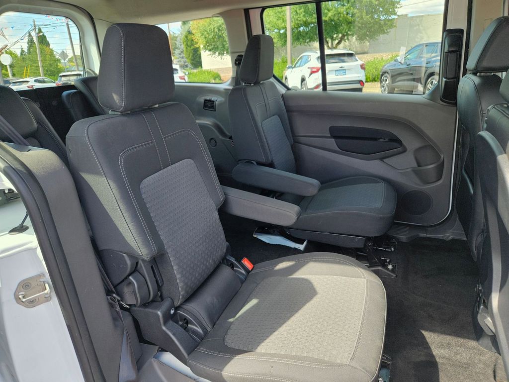 2022 Ford Transit Connect XL Wagon photo 23