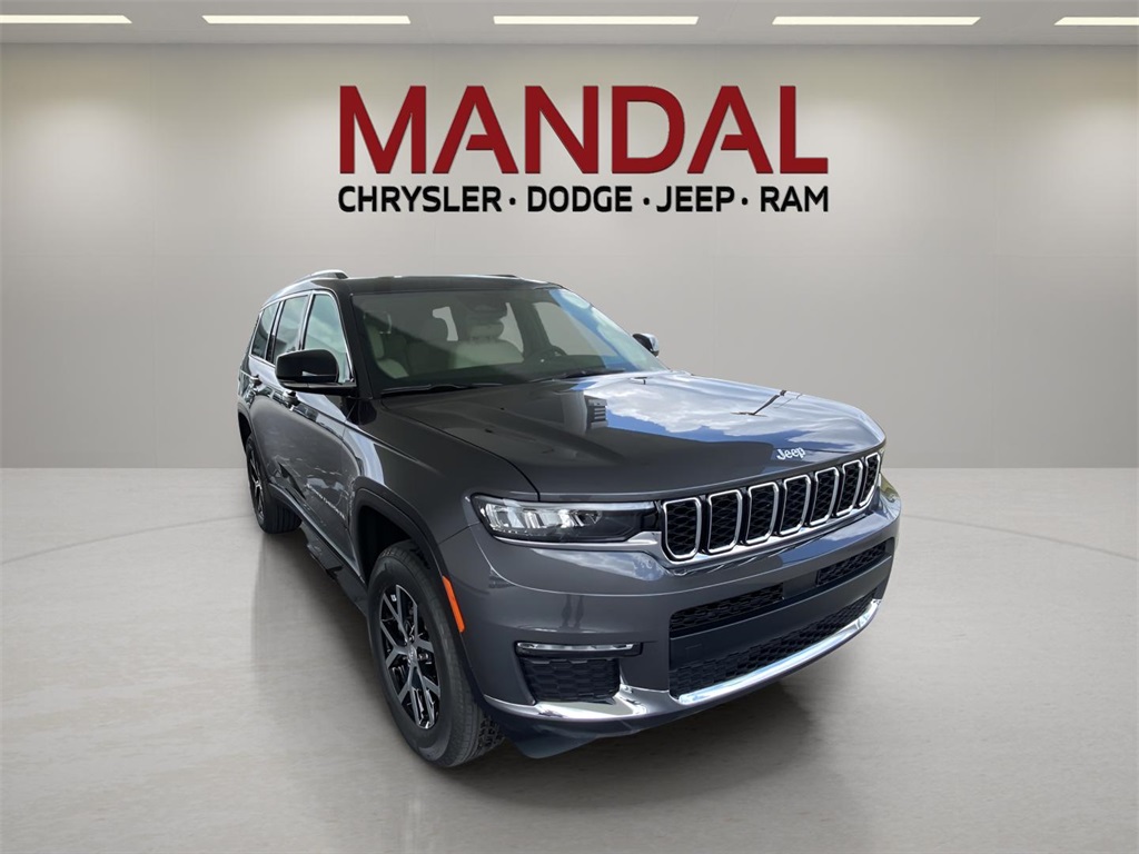 2025 Jeep Grand Cherokee Limited photo 2