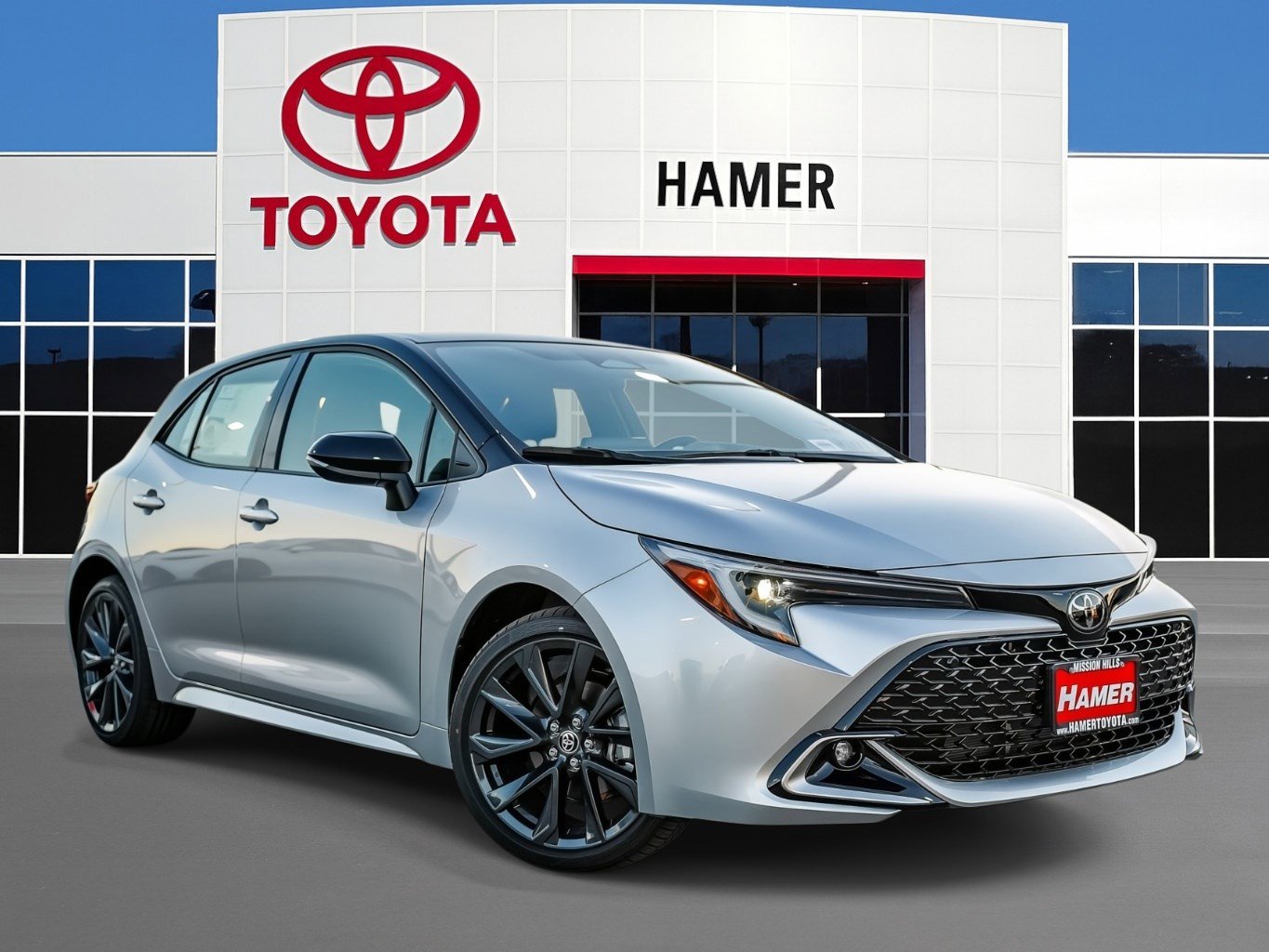 2025 Toyota Corolla Hatchback XSE's photo