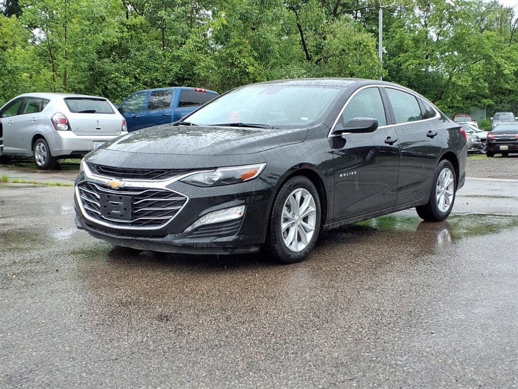2025 Chevrolet Malibu 1LT photo 3