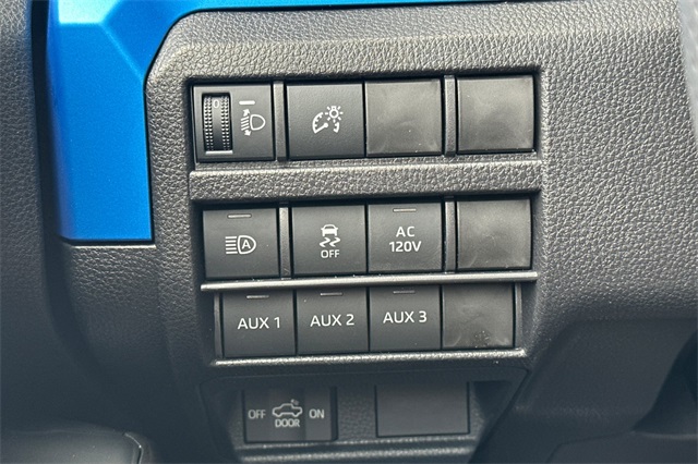 2025 Toyota Tacoma TRD Sport 4x4 Double Cab photo 27