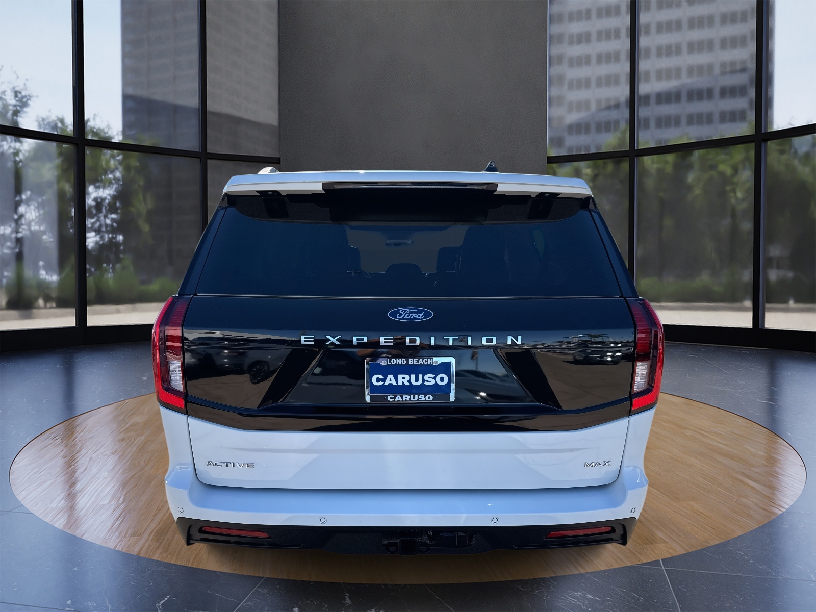 2025 Ford Expedition MAX photo 4