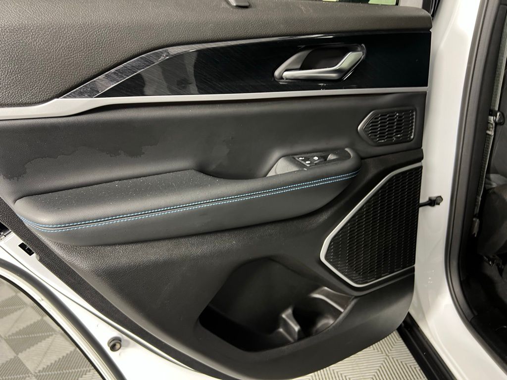 2022 Jeep Grand Cherokee Trailhawk 4xe photo 26