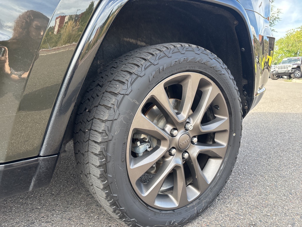 2017 Jeep Grand Cherokee Limited photo 4