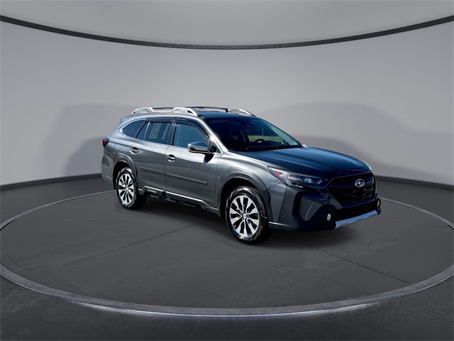 2023 Subaru Outback Touring photo 2