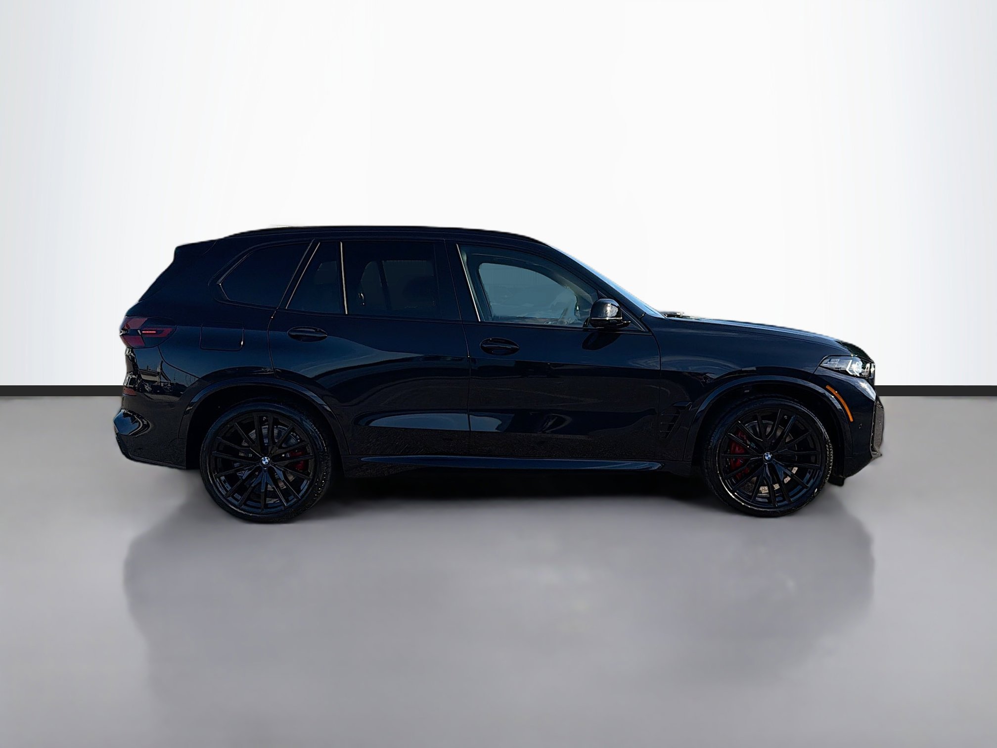 2026 Bmw X5 M60i photo 2