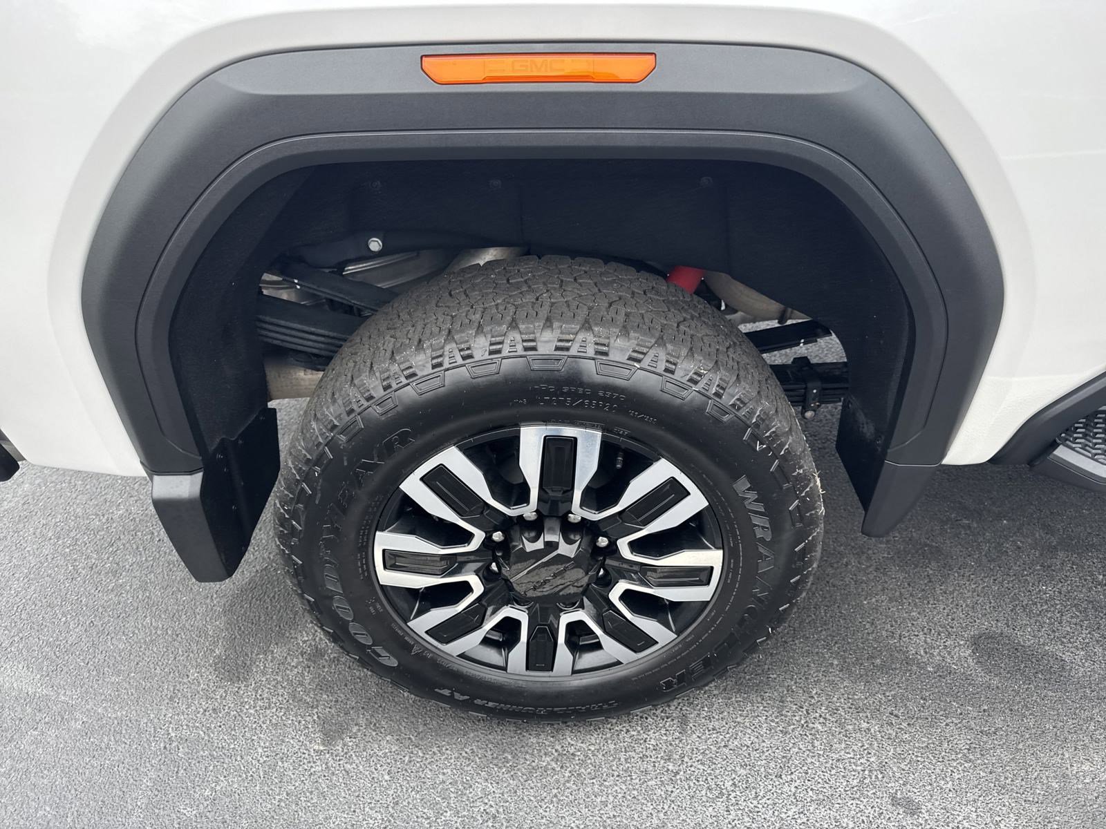 2024 Gmc Sierra HD Denali Ultimate photo 11