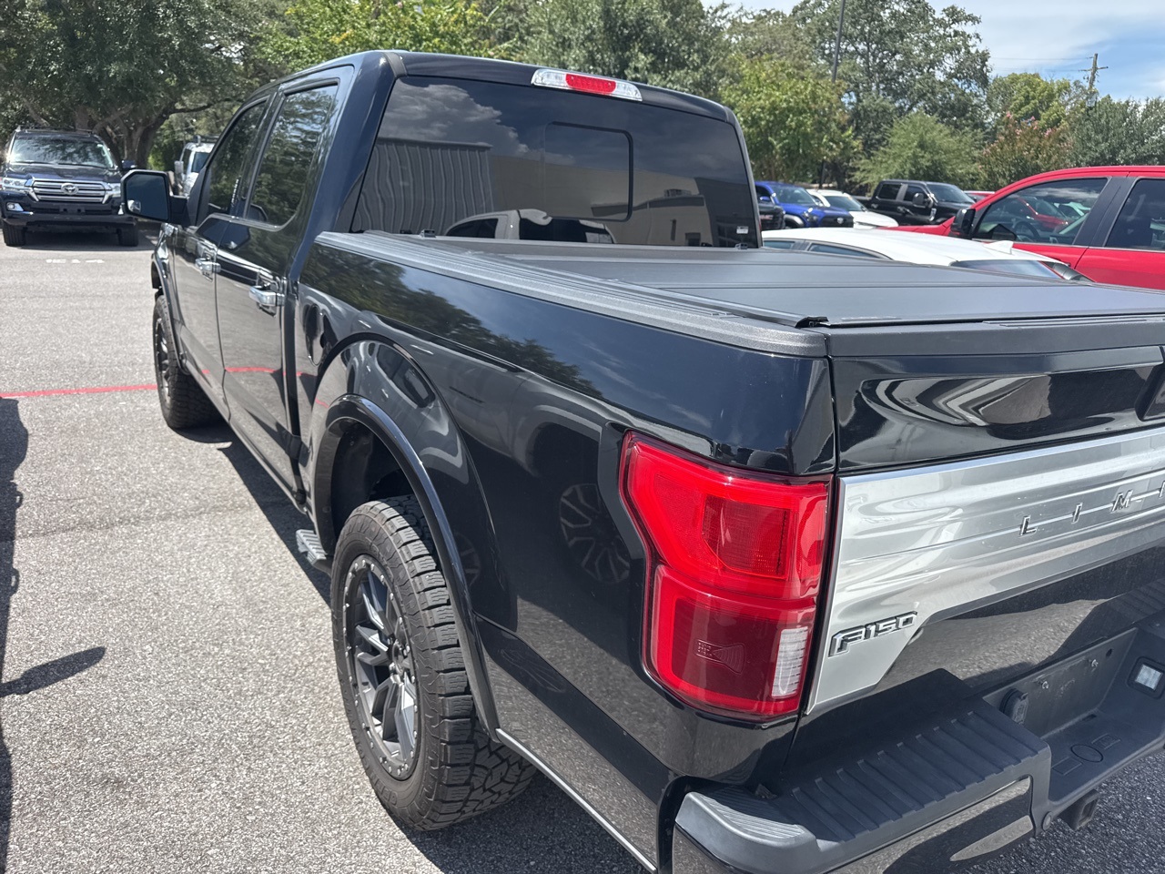 2019 Ford F-150 Limited photo 9