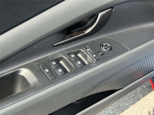 2025 Hyundai Elantra N Base photo 26
