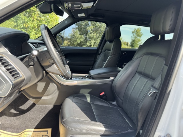 2019 Land Rover Range Rover Sport HSE photo 12